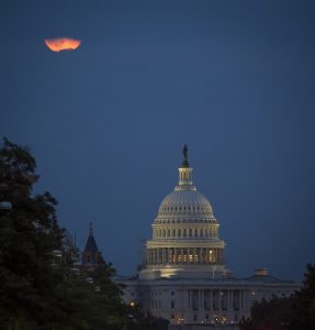 supermoon-724384_1920-287x300