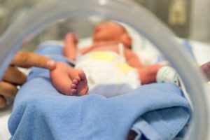 Newborn addicted to opioids suffering from NAS